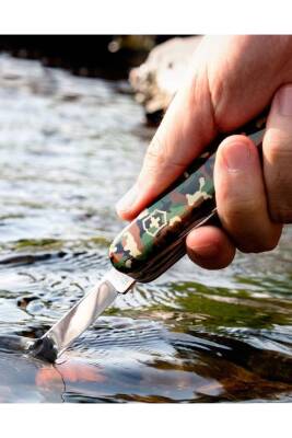 Victorinox 1.3713.94 Kamuflajlı Huntsman Çakı - 2